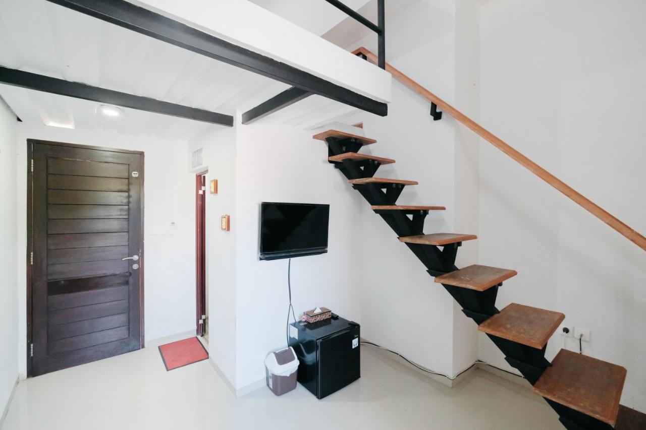 D'Tamblingan Guest House At Taman Griya Jimbaran Redpartner - Minimum Stay 30 Nights المظهر الخارجي الصورة